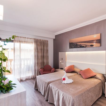 Hotel Baviera Кала Ратхада Екстериор снимка