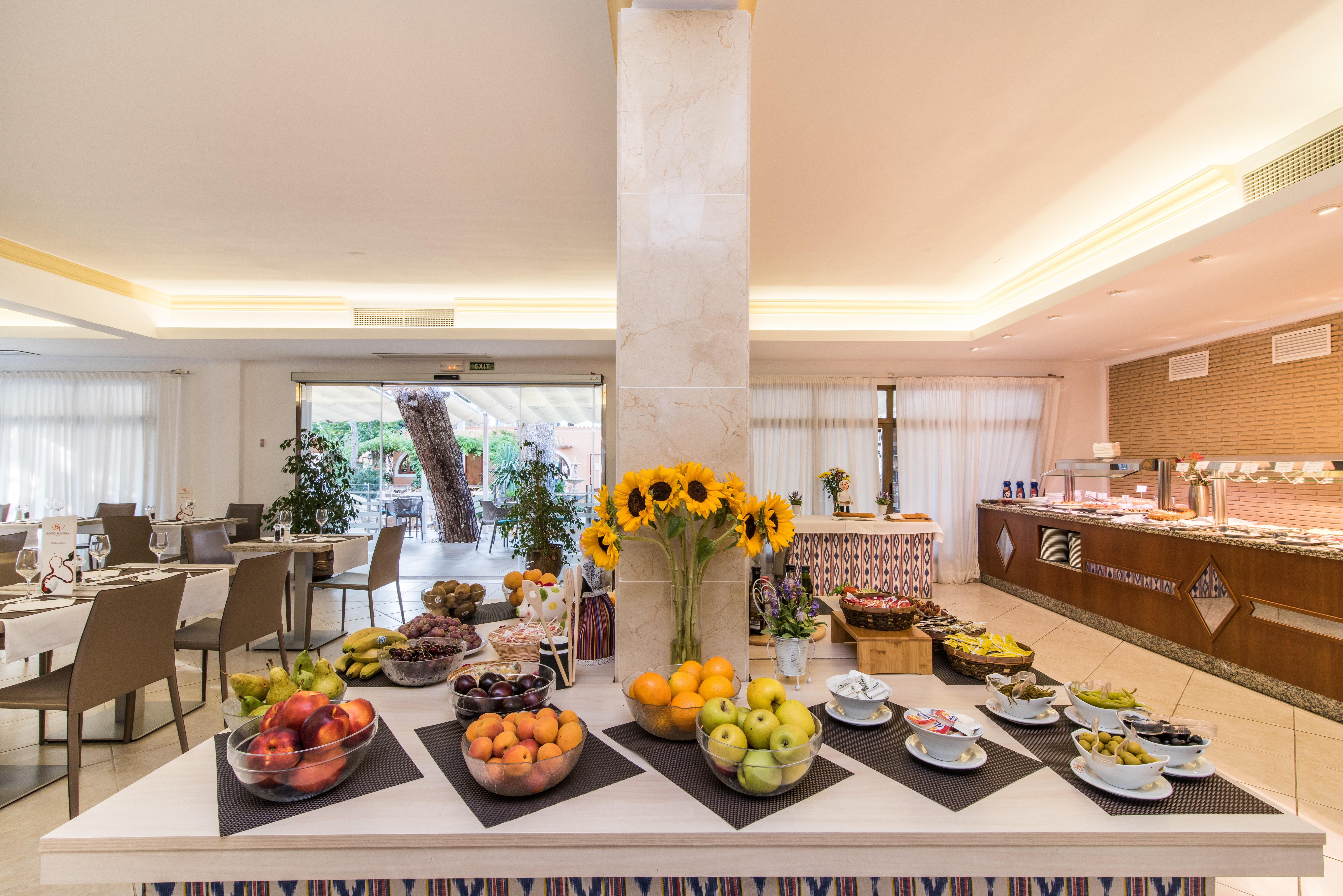 Hotel Baviera Кала Ратхада Екстериор снимка