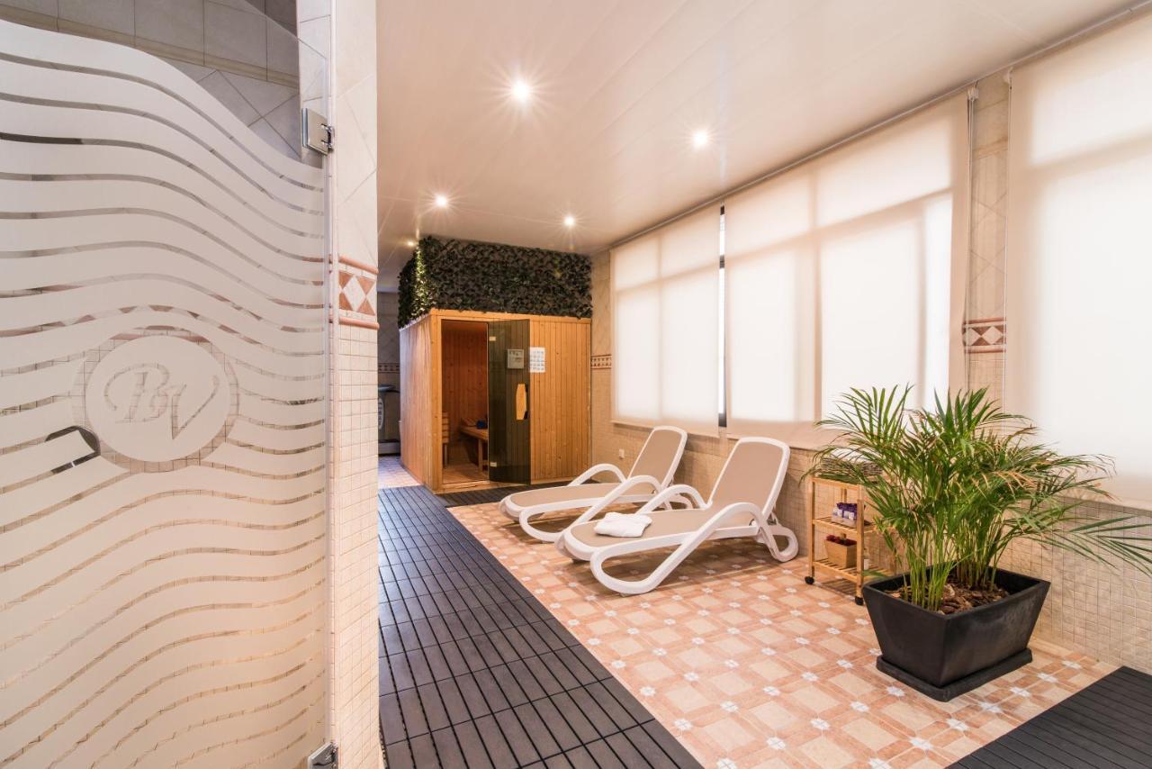 Hotel Baviera Кала Ратхада Екстериор снимка